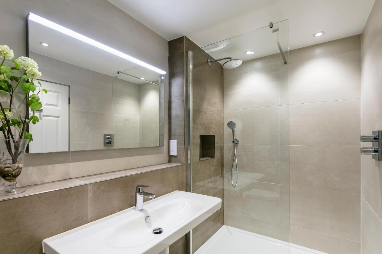 The Lodge @ Carus Green Kendal Bagian luar foto