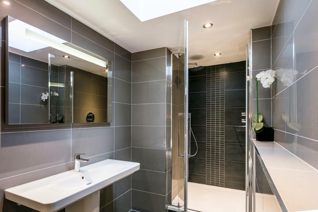 The Lodge @ Carus Green Kendal Bagian luar foto